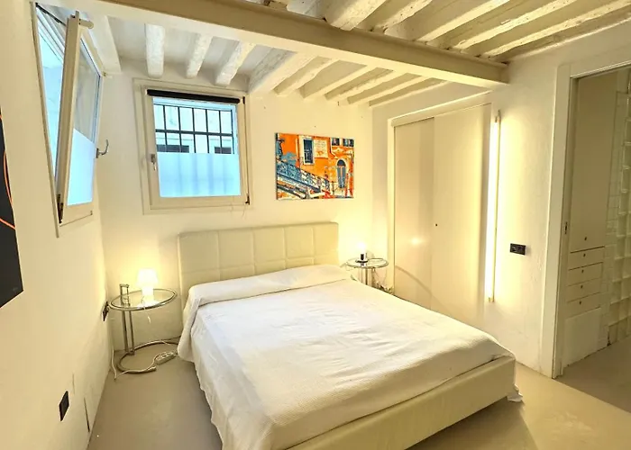 Lovenice In Cannaregio شقة