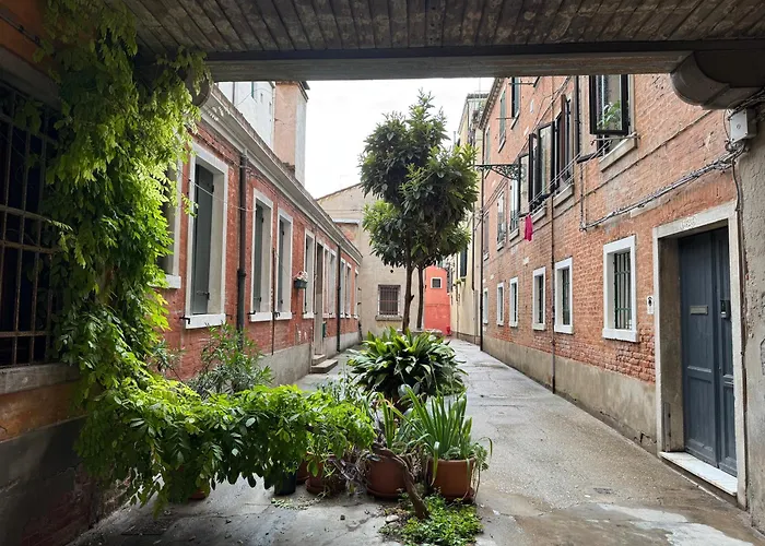 Lovenice In Cannaregio شقة *